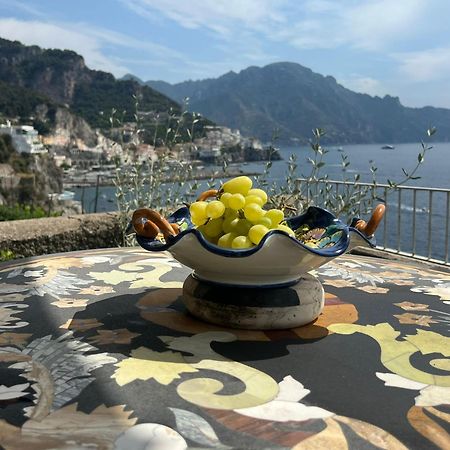 Appartamento Di Raphael Con Discesa Privata Al Mare Amalfi Buitenkant foto