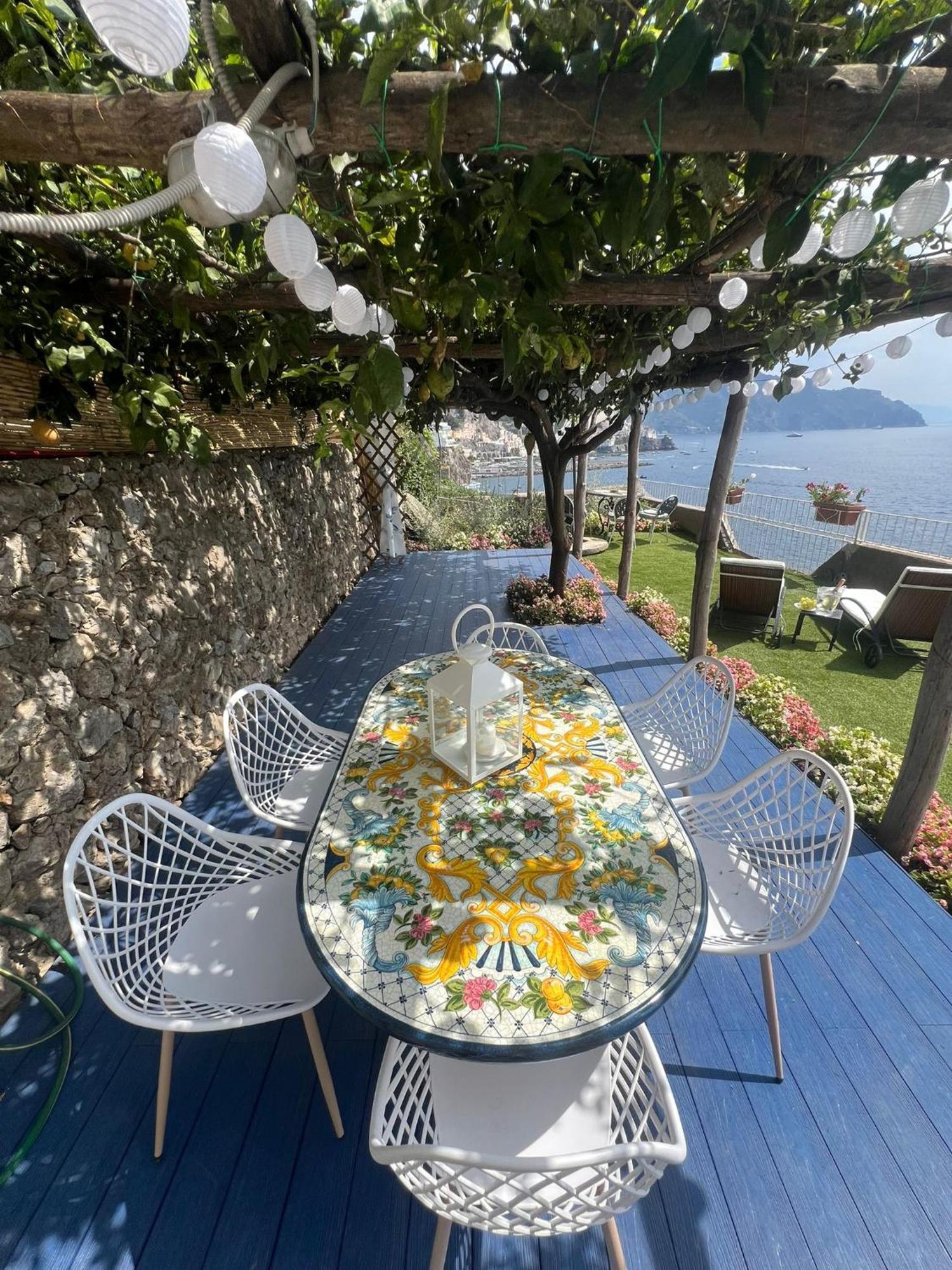Appartamento Di Raphael Con Discesa Privata Al Mare Amalfi Buitenkant foto
